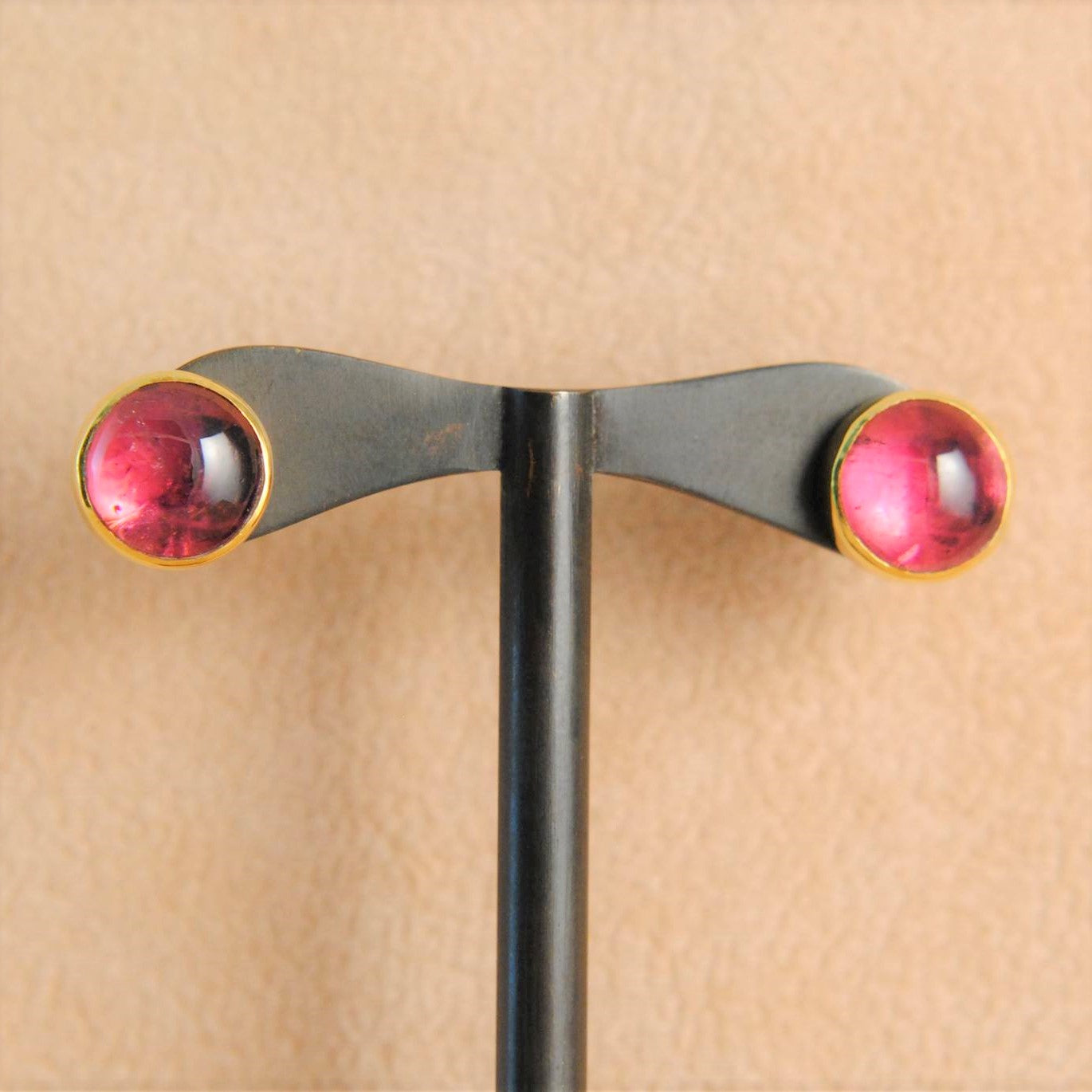 18K gold earrings with pink tourmalines