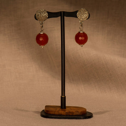 Silver earrings with cornelians (II)