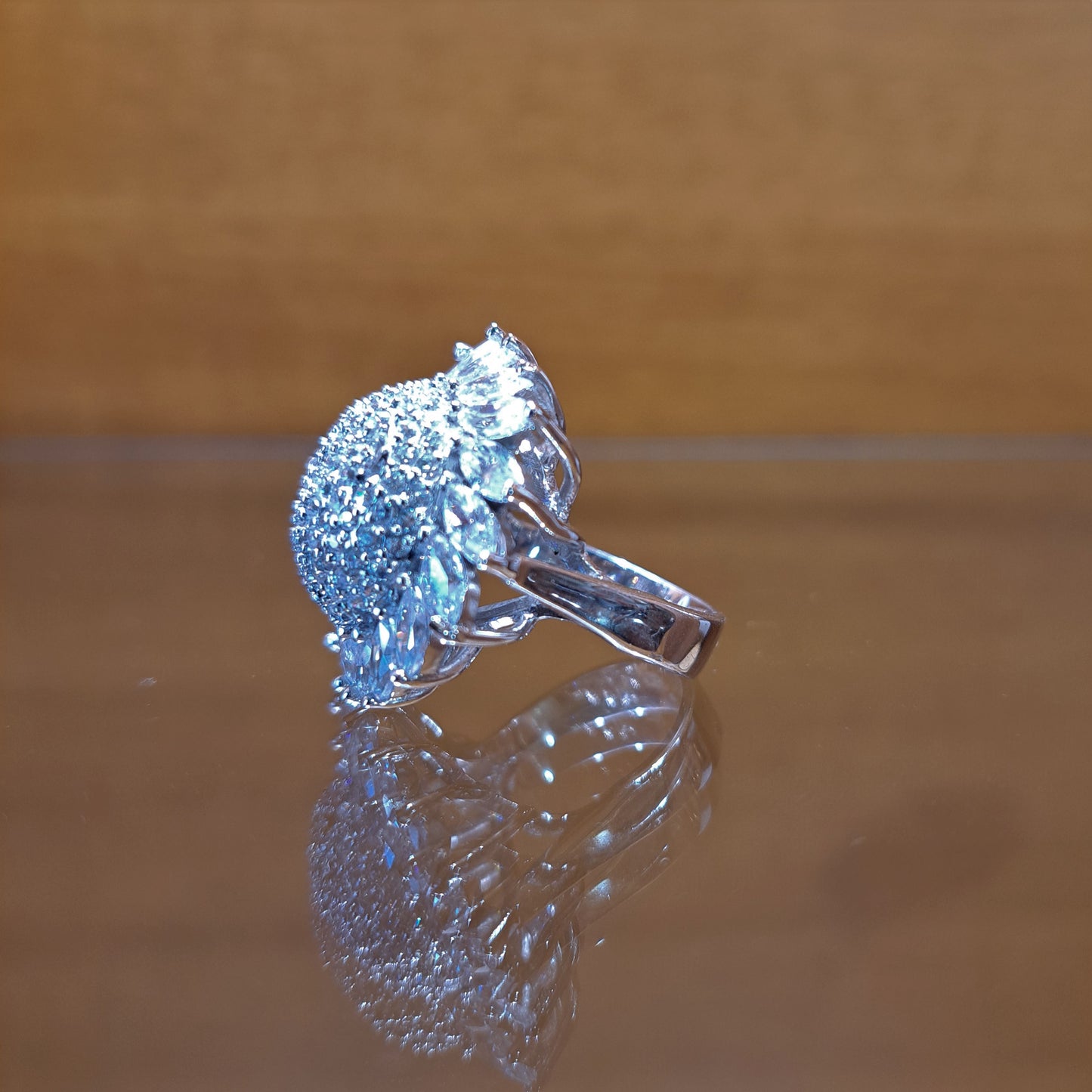 Flower sterling silver ring with zirkons